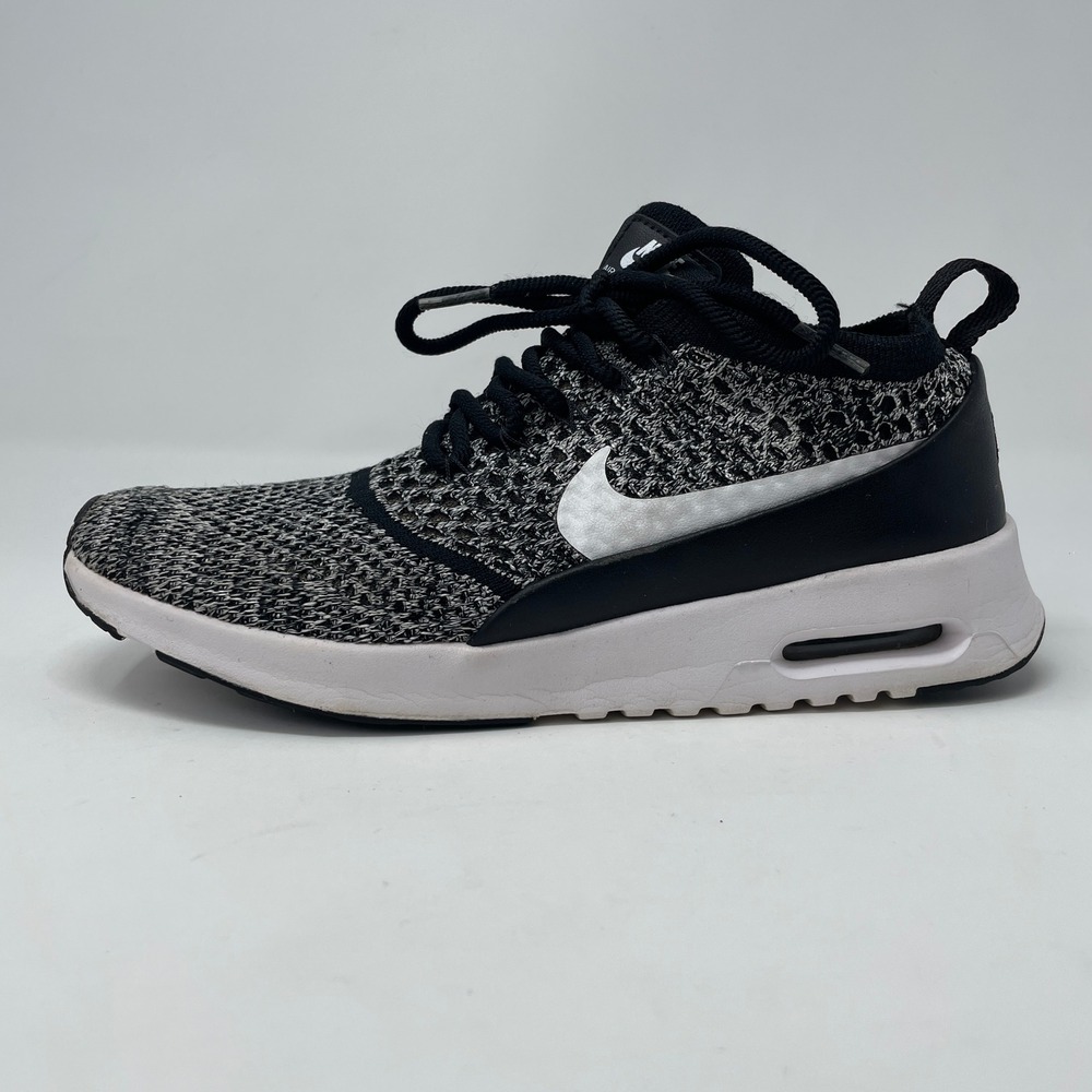 Nike Air Max Thea‎ Ultra Flyknit Oreo Black White Sneakers 881175-001 Womens 7.5